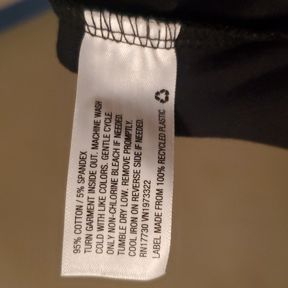 Tied Crop Top - Picture 4 of 4